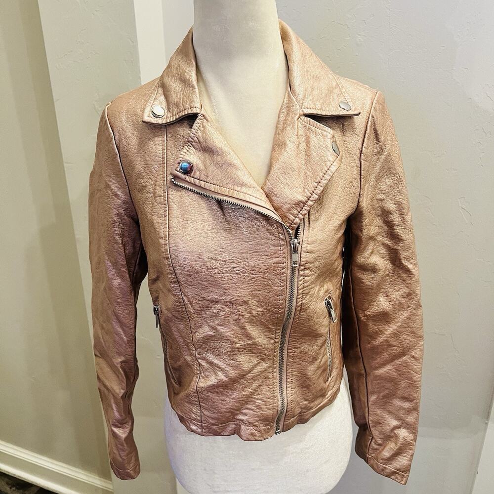 FOREVER 21 FAUX LEATHER MOTO BIKER JACKET WOMEN'S ROSE GOLD METALLIC SIZE SMALL